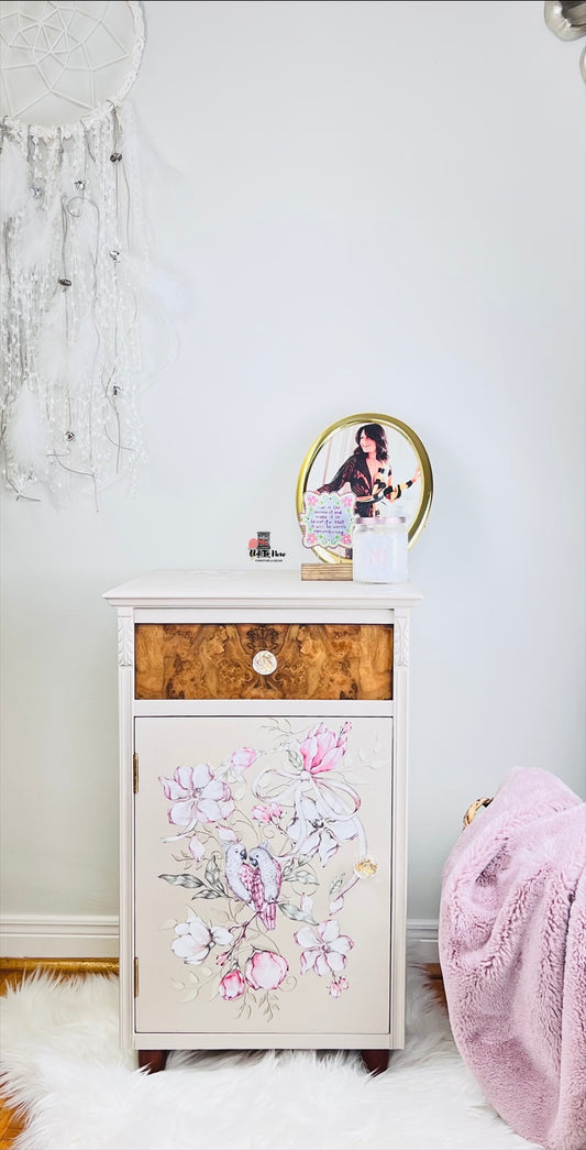 Beautiful Accent Cabinet with Storage Shelves & Drawer.
