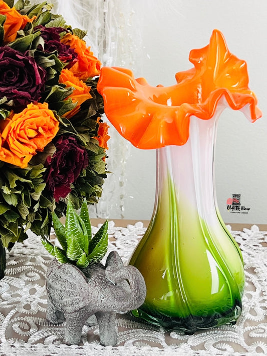 Chinese Murano Style Jack in the Pulpit Lily Hand Blown Glass Vase; Old to New Furniture & Decor; Toronto Canada