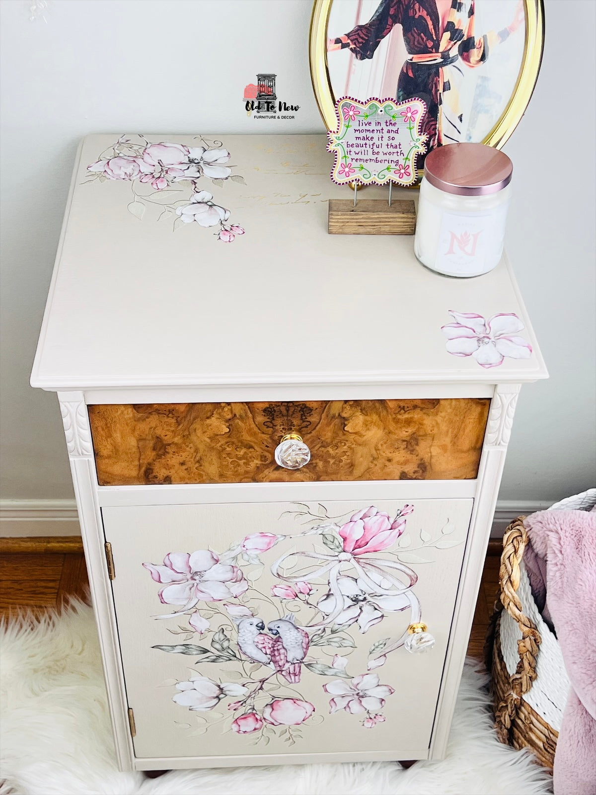 Beautiful Accent Cabinet with Storage Shelves & Drawer.