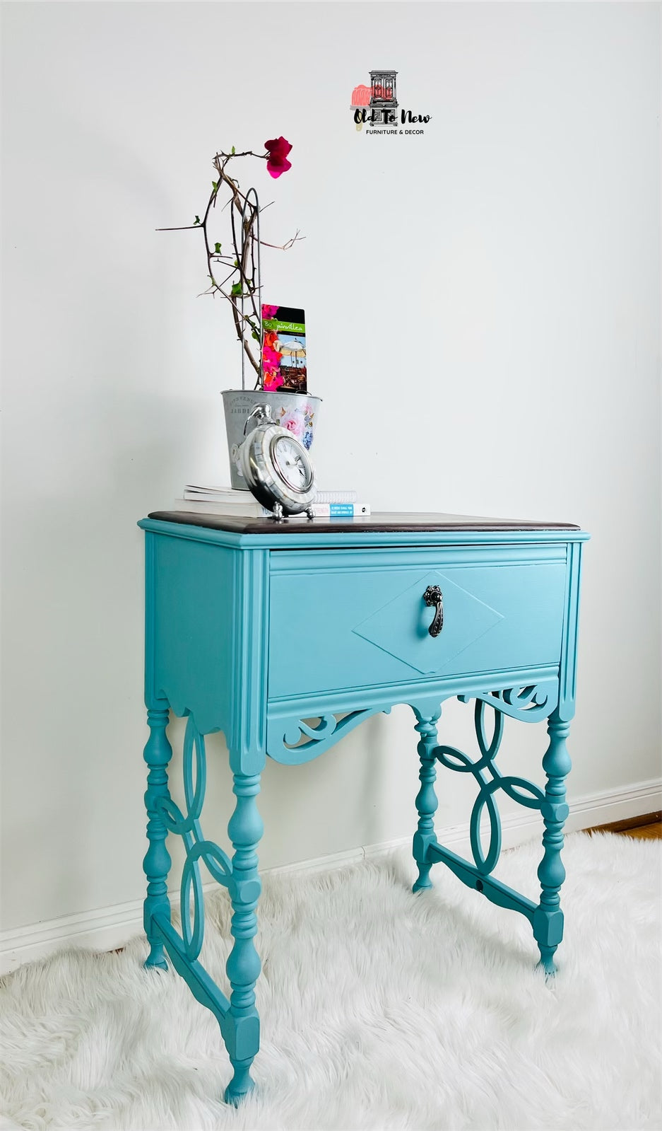 Antique Turquoise Blue Console Table Painted with Annie Sloan Chalk Paint