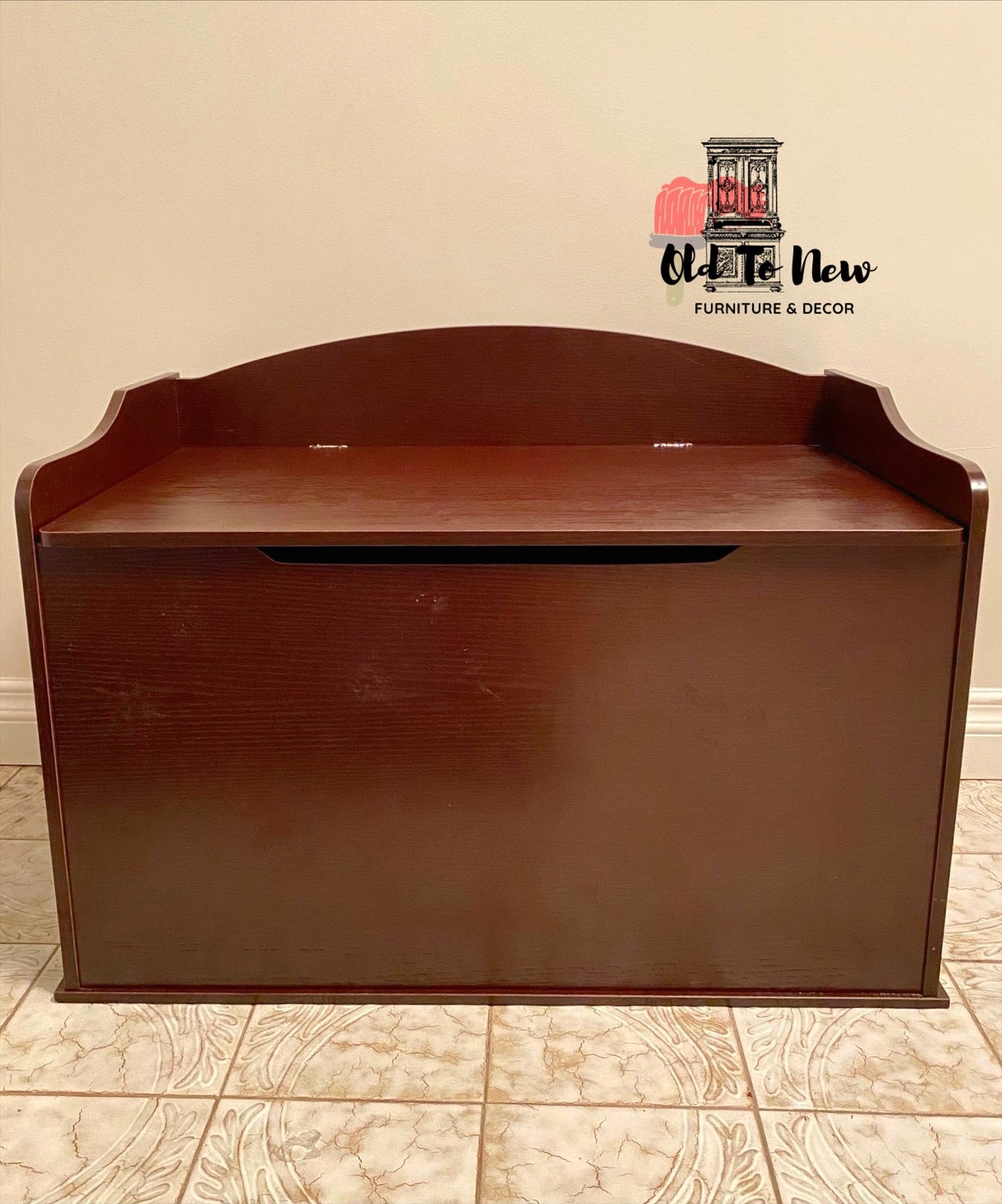 Unpainted Toy Chest Before Painted White with Victorian Lace Using Fusion Mineral Paint