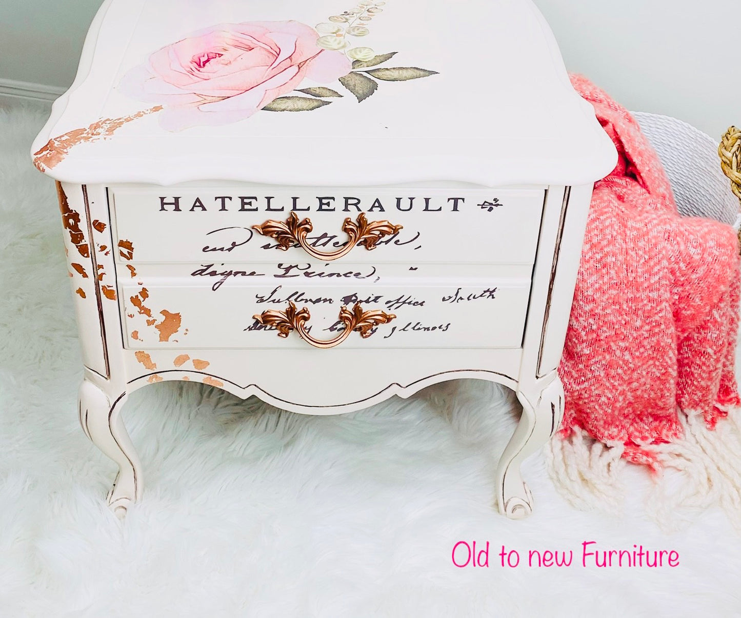 Vintage Antique French Provincial End Table