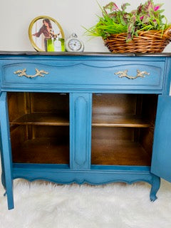 Cling On paint brushes