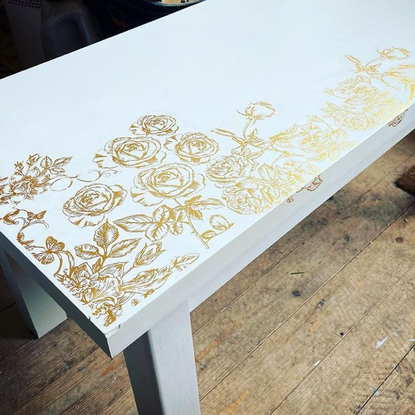 Hokus Pokus - Metallic Foil Accents