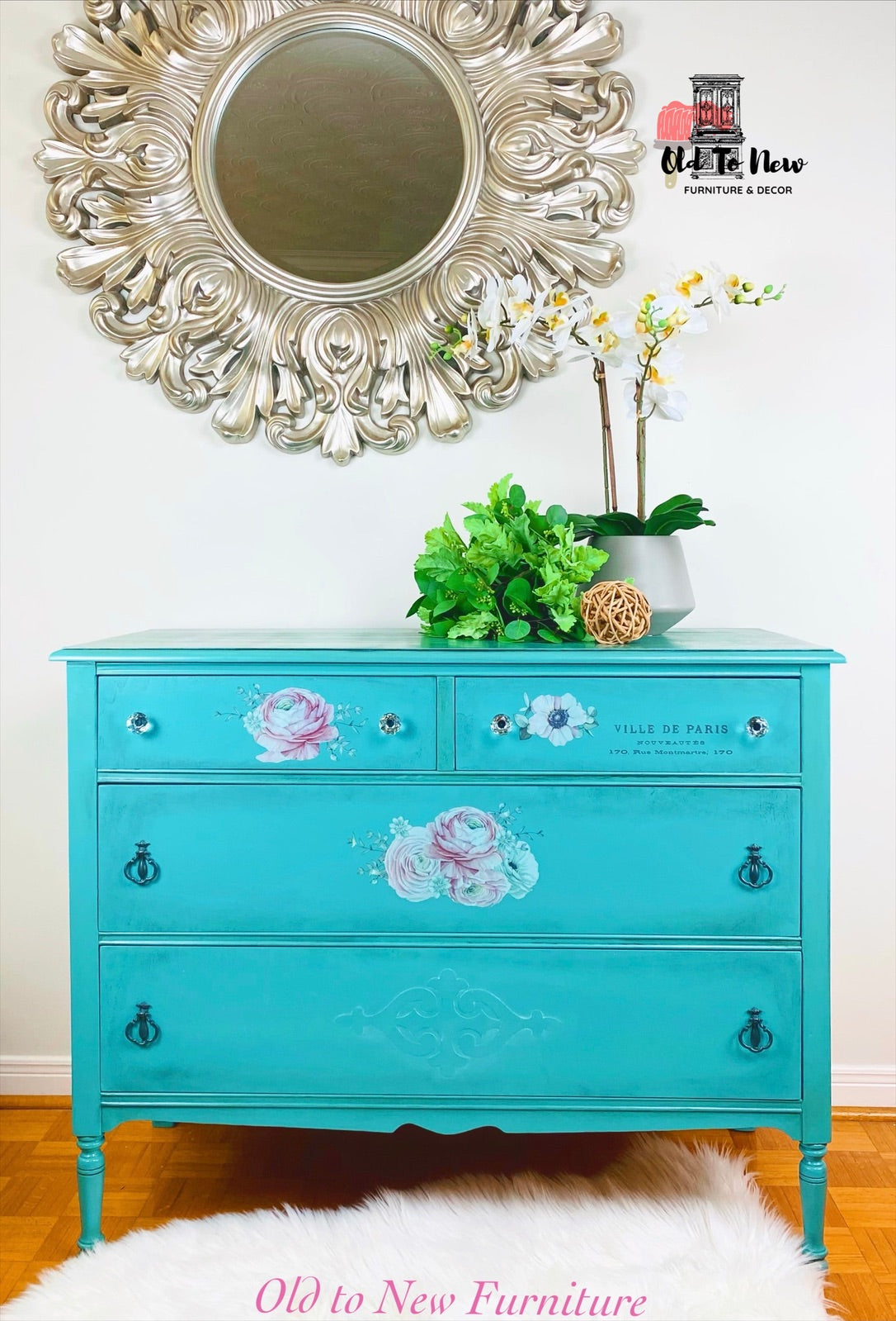 Gorgeous 4 drawer Dresser, TV stand, Sideboard Painted Teal