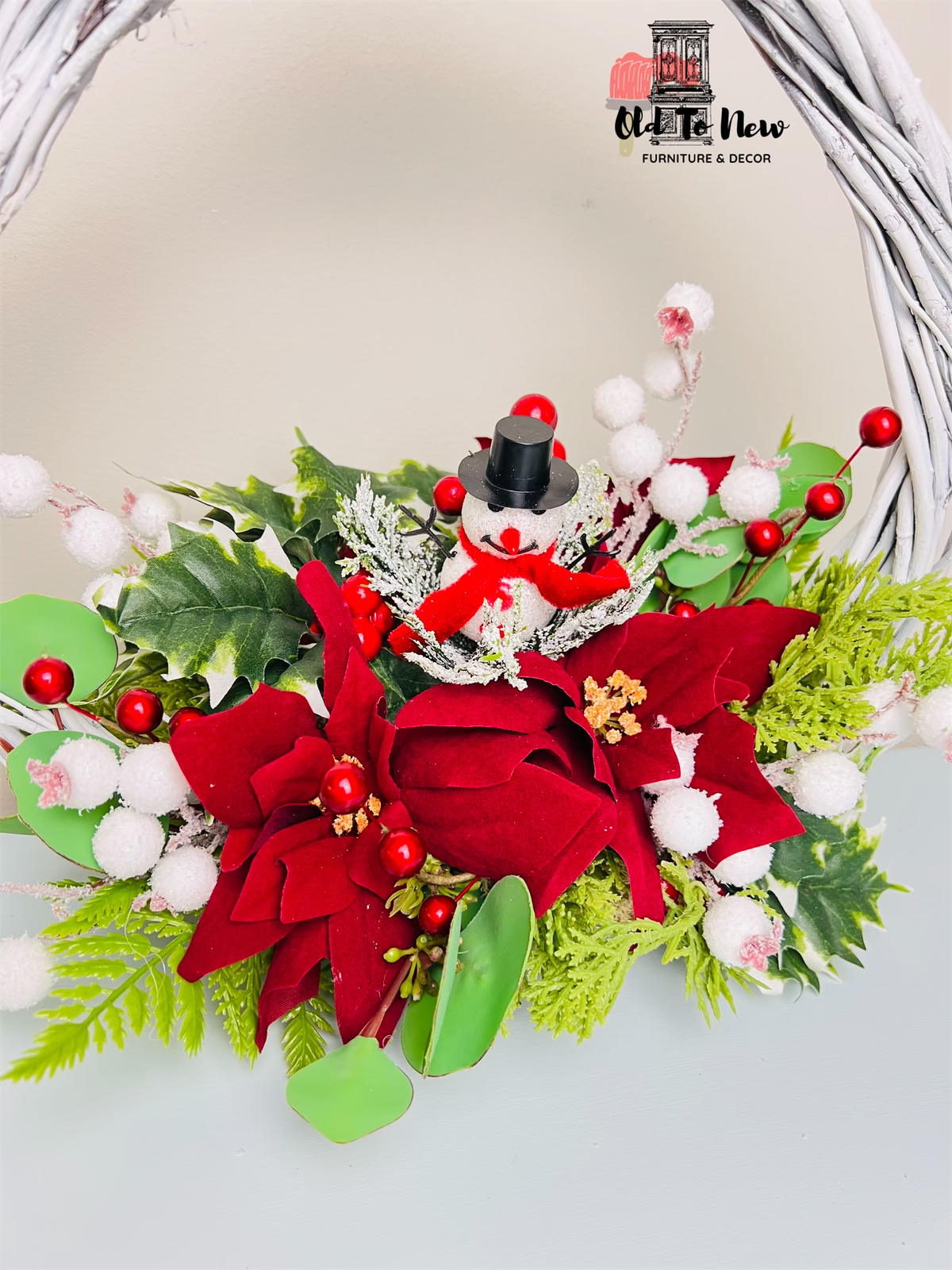 Christmas Table Arrangement