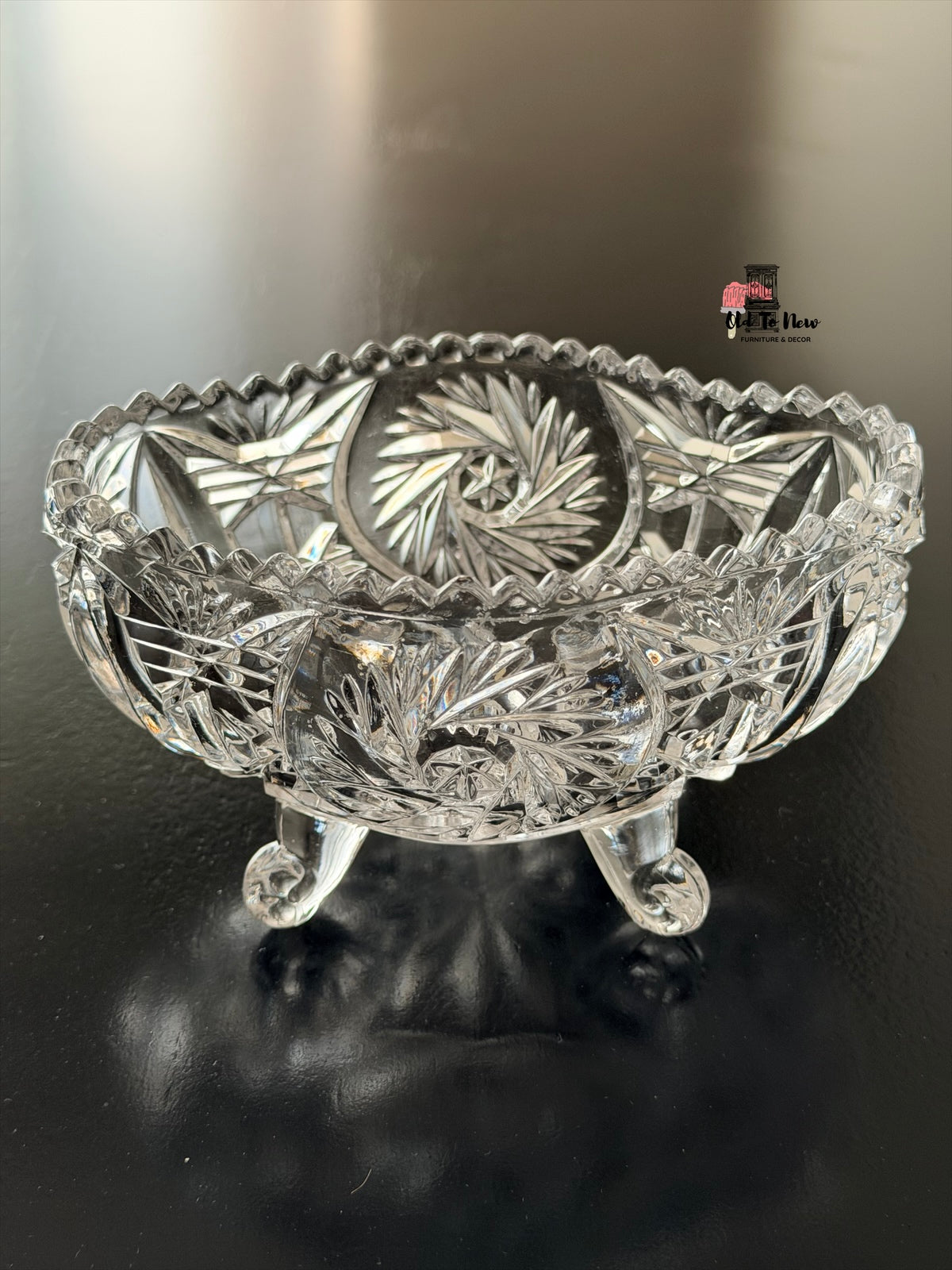 Elegant Vintage Crystal Footed Jewelry & Vanity Bowl