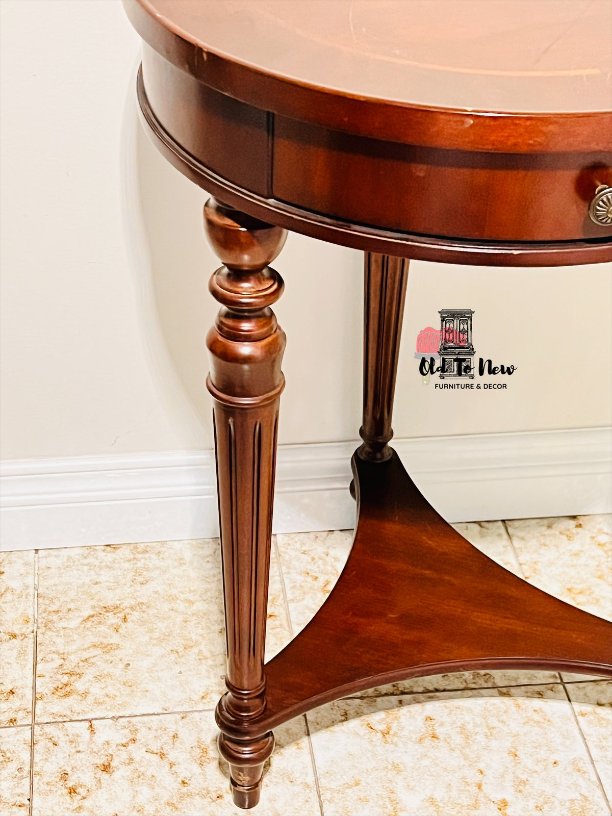 Bombay Accent Entryway End Table